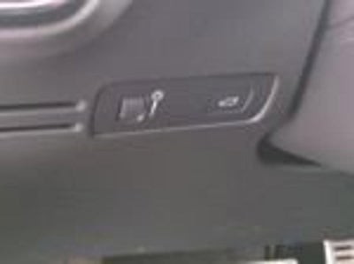 2021 Volvo XC40 T5 AWD R-Design