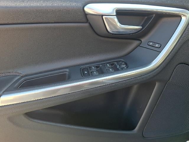 2017 Volvo S60 Cross Country T5 AWD