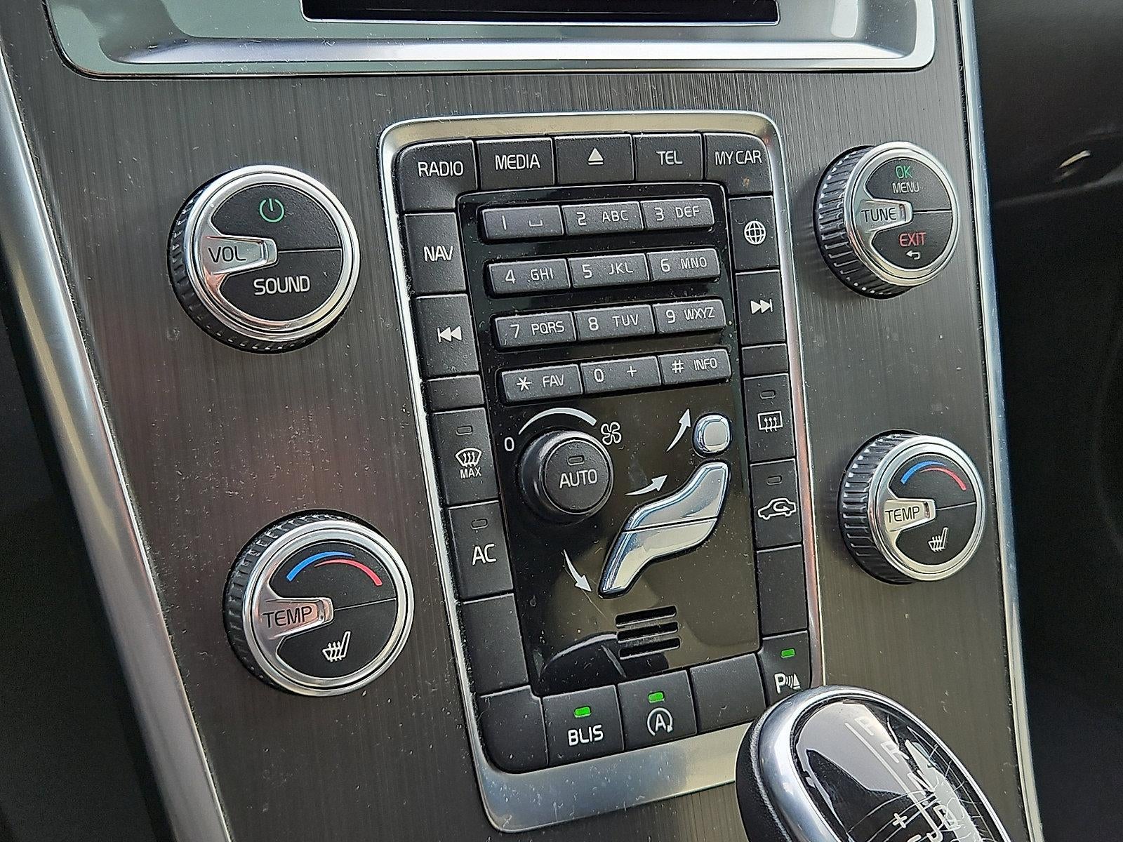 2016 Volvo XC60 AWD 4dr T6 Drive-E