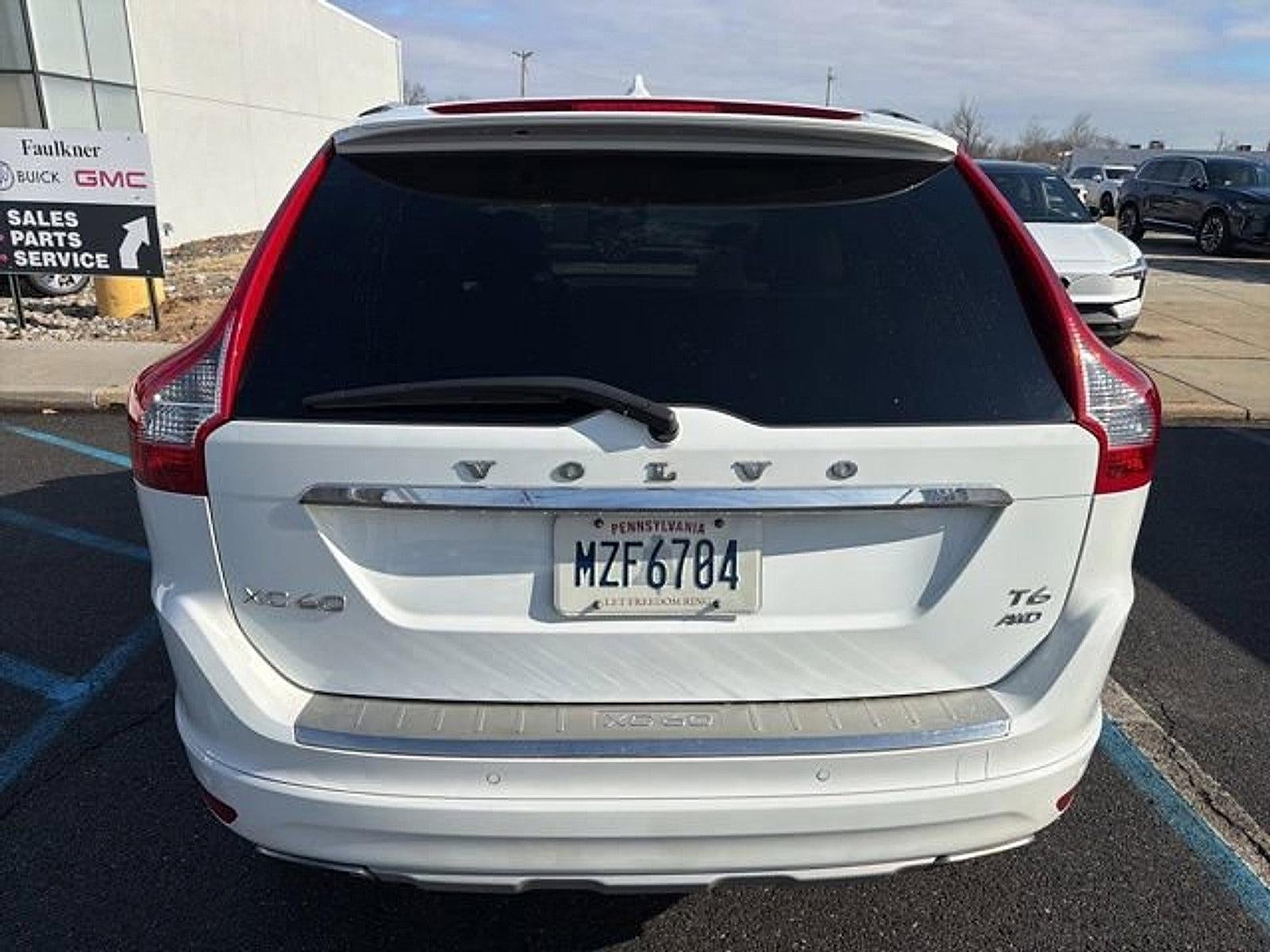 2016 Volvo XC60 AWD 4dr T6 Drive-E