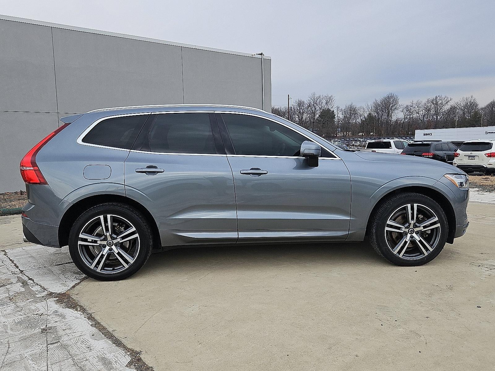 2020 Volvo XC60 T6 AWD Momentum