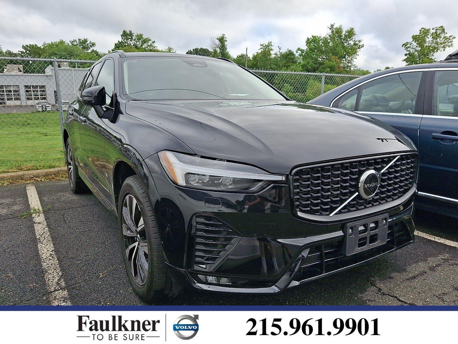 2024 Volvo XC60 B5 AWD Core Dark Theme