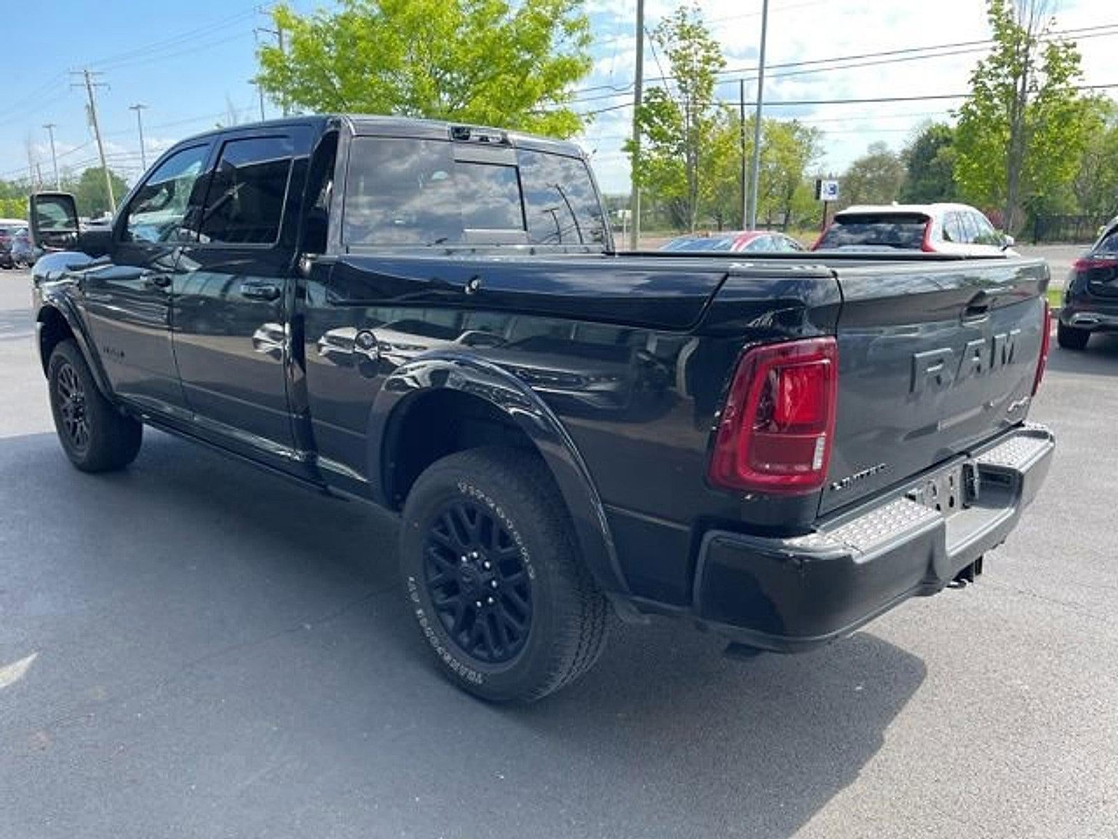 2025 RAM 2500 Limited 4x4 Crew Cab 6'4" Box