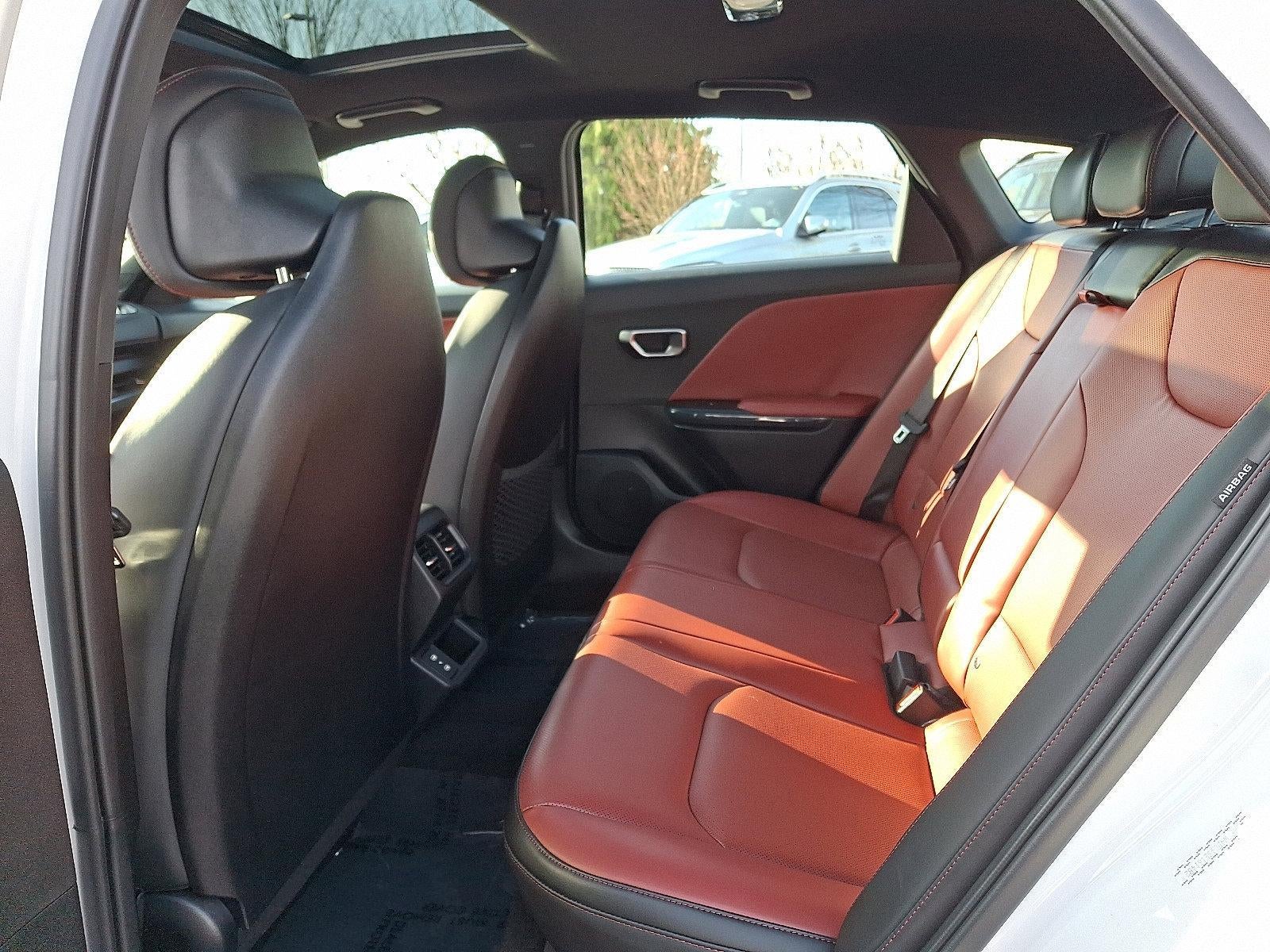 2025 Kia K4 GT-Line Turbo FWD