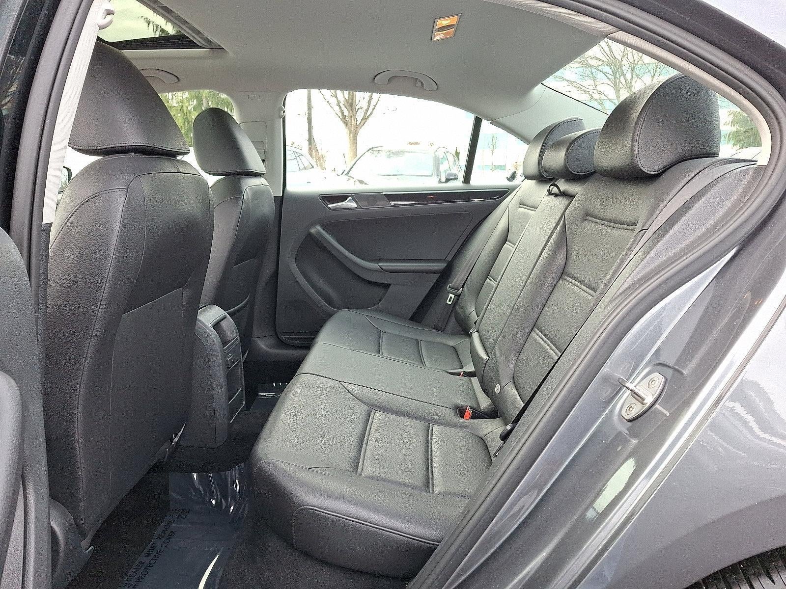 2016 Volkswagen Jetta 4dr Auto 1.8T SEL PZEV Sedan