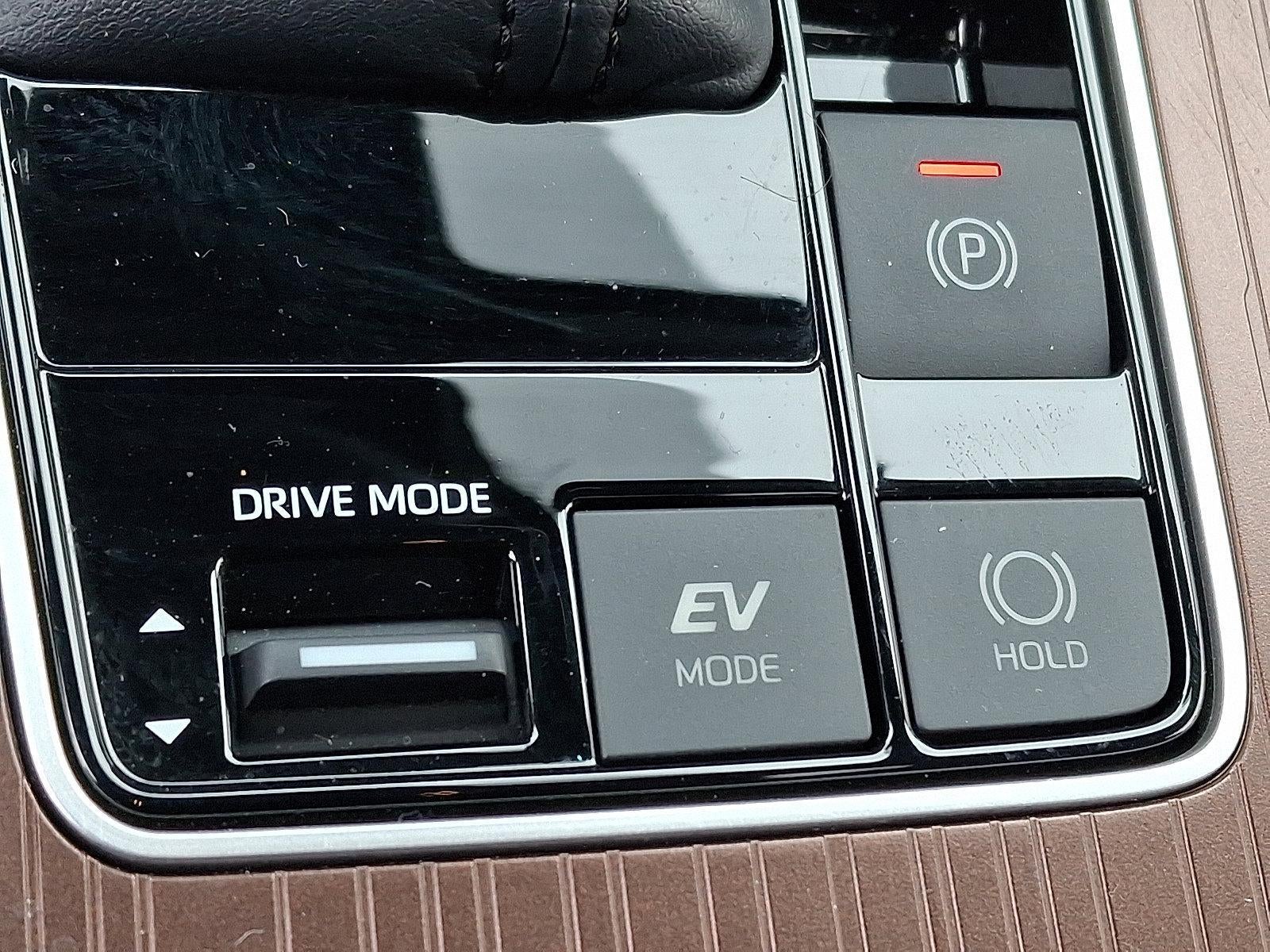 2023 Toyota Sienna XLE FWD 7-Passenger (Natl)