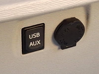 2012 Toyota Sienna 5dr 7-Pass Van V6 LE AAS FWD (Natl)