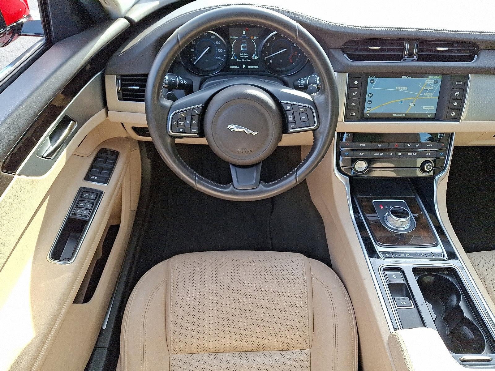 2016 Jaguar XF 4dr Sdn 35t Prestige AWD