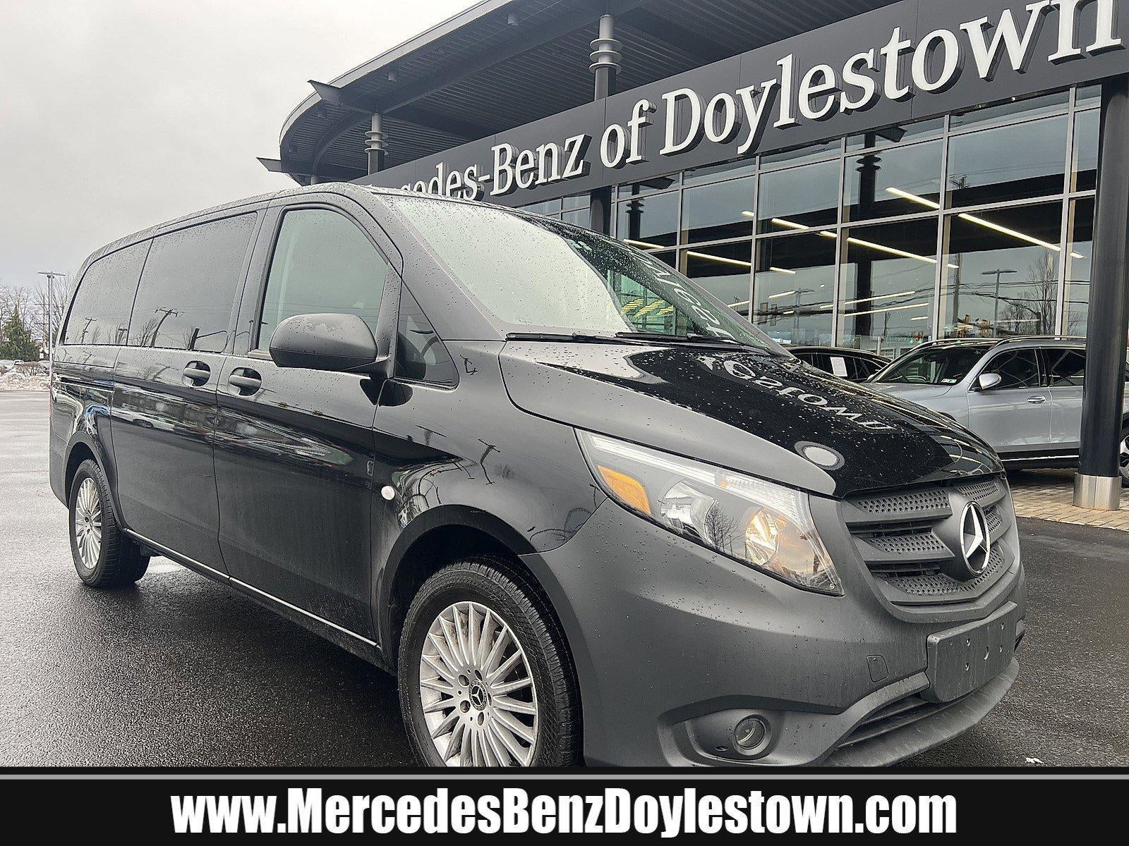 2021 Mercedes-Benz Metris Passenger Van Standard Roof 126" Wheelbase