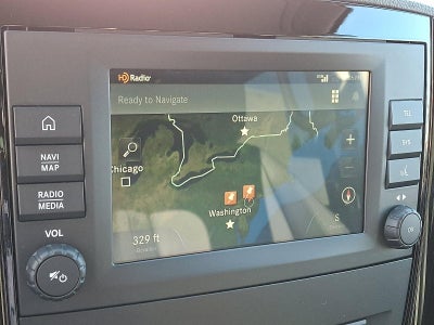 2021 Mercedes-Benz Metris Passenger Van Standard Roof 126" Wheelbase