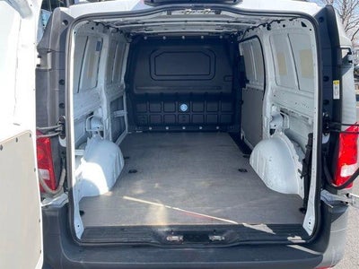 2022 Mercedes-Benz Metris Cargo Van Standard Roof 126" Wheelbase