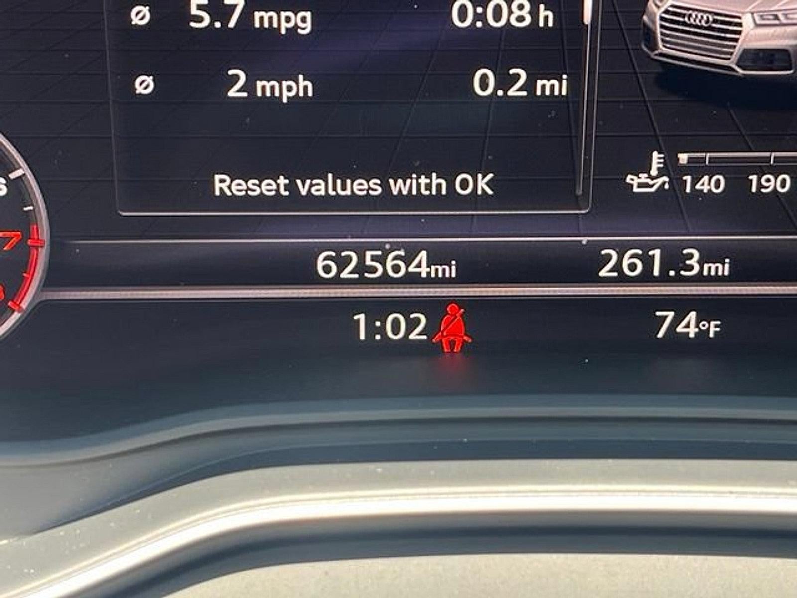 2020 Audi Q5 Titanium Premium Plus 45 TFSI quattro