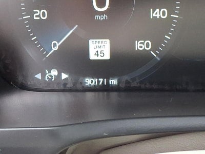 2019 Volvo XC90 T6 AWD Momentum