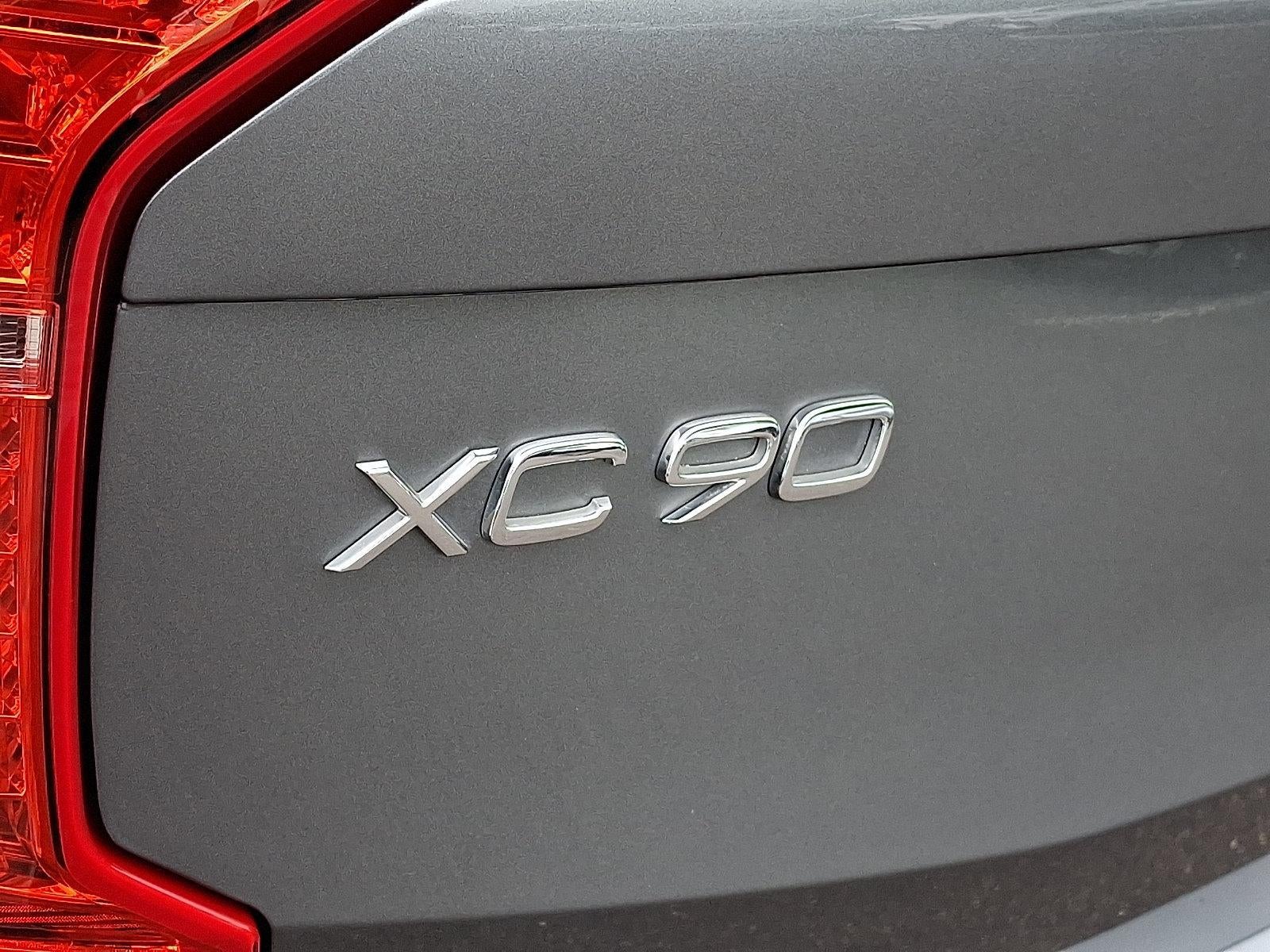 2019 Volvo XC90 T6 AWD Momentum
