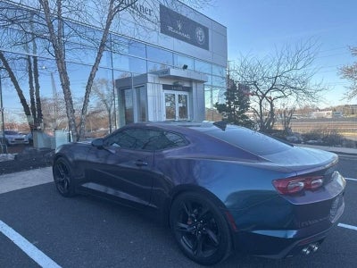 2021 Chevrolet Camaro 2dr Coupe 2LT