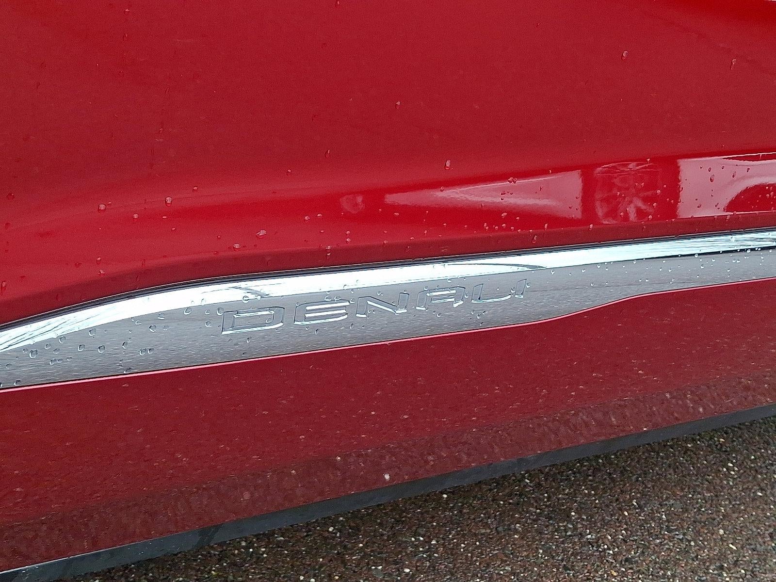 2023 GMC Acadia FWD Denali