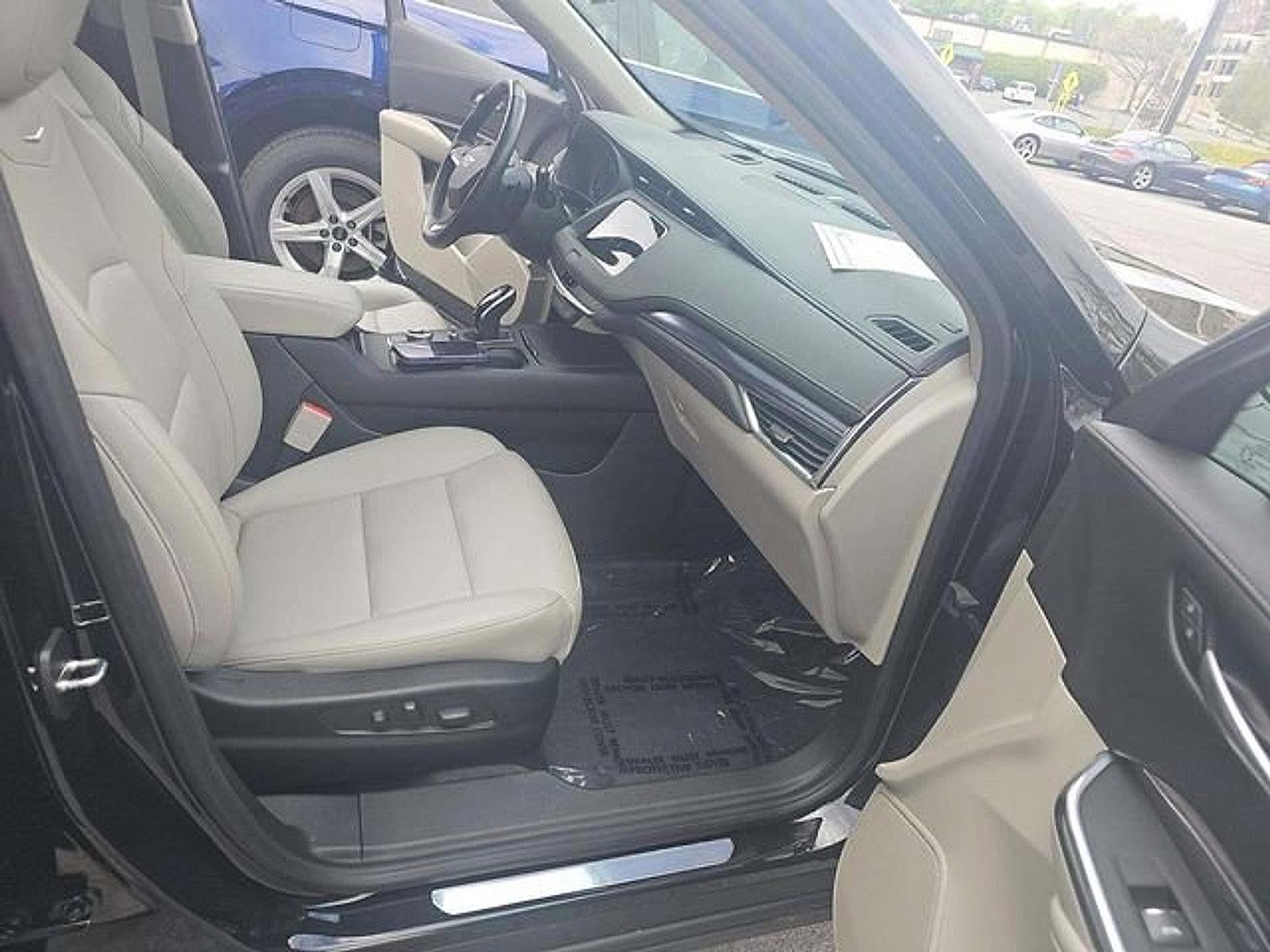 2023 Cadillac XT4 AWD 4dr Luxury
