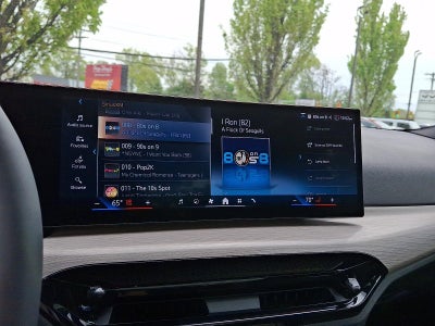 2025 BMW 330i xDrive Sedan