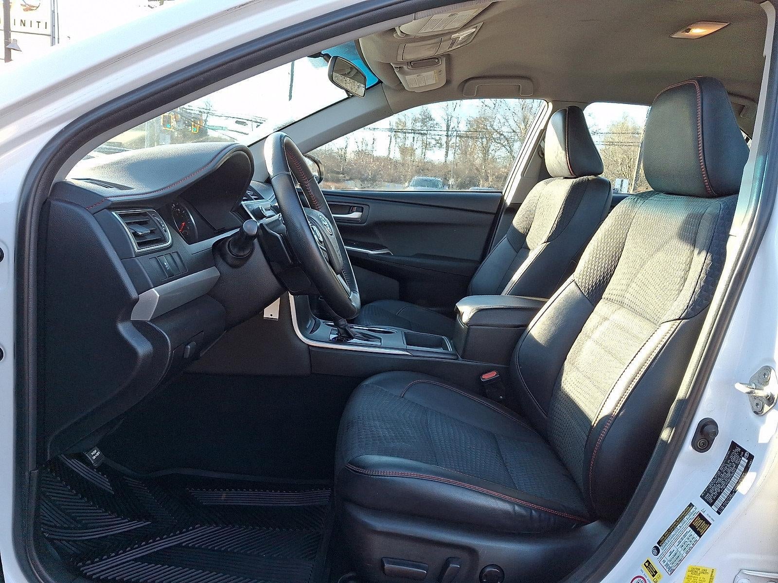 2015 Toyota Camry 4dr Sdn I4 Auto SE (SE)