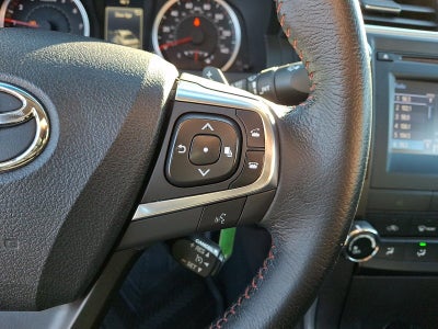 2015 Toyota Camry 4dr Sdn I4 Auto SE (SE)