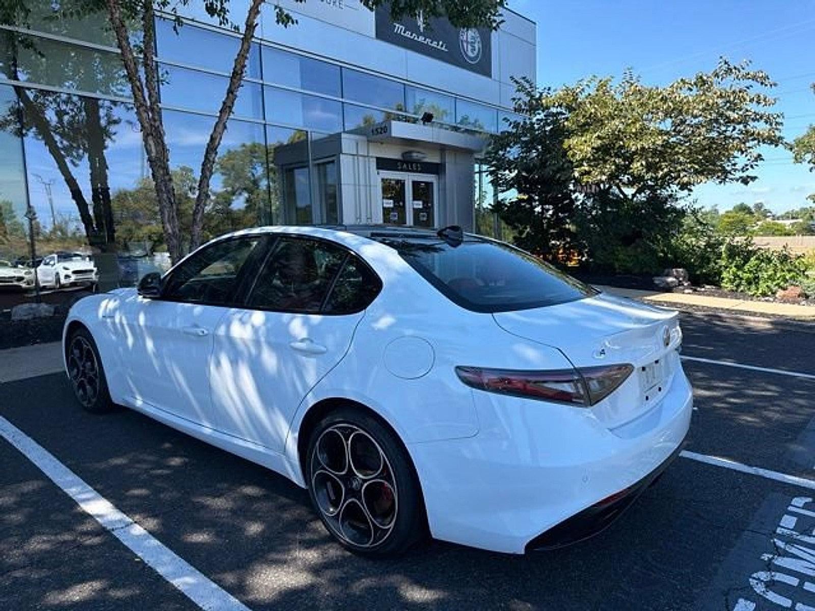 2024 Alfa Romeo Giulia Veloce AWD