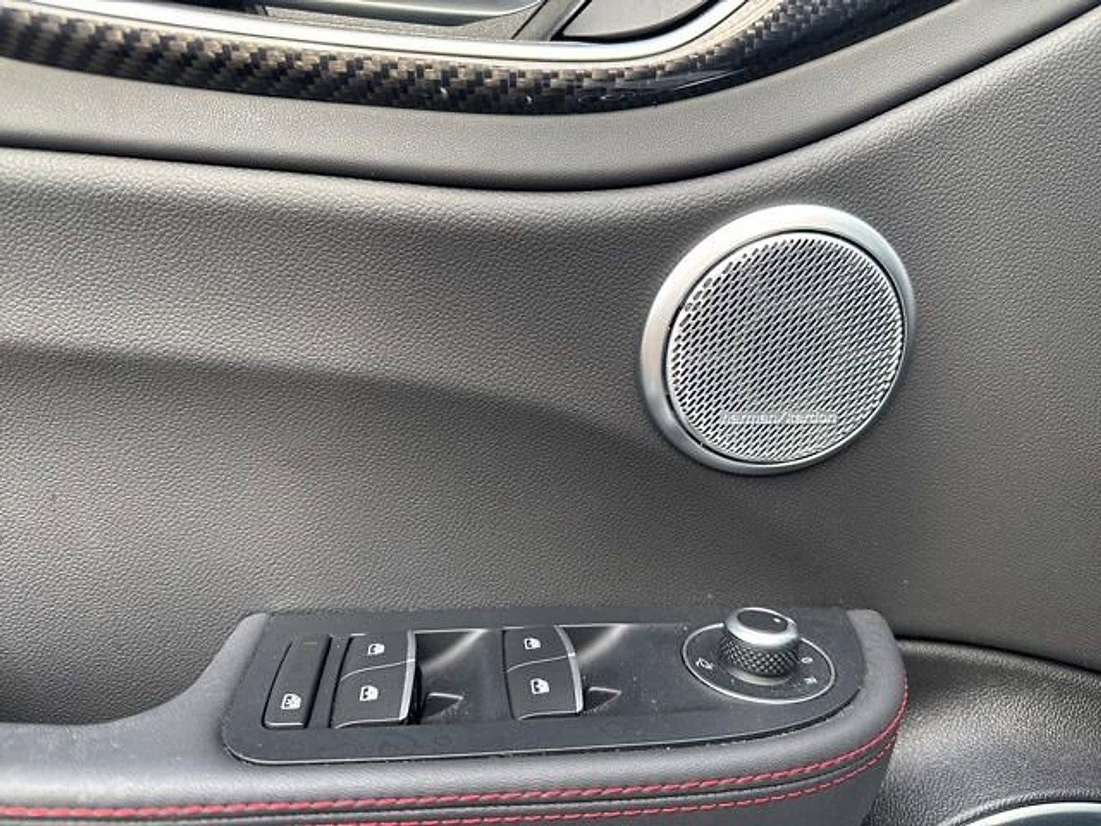 2023 Alfa Romeo Giulia Estrema AWD