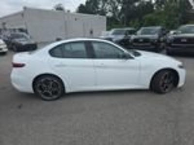 2023 Alfa Romeo Giulia Veloce AWD