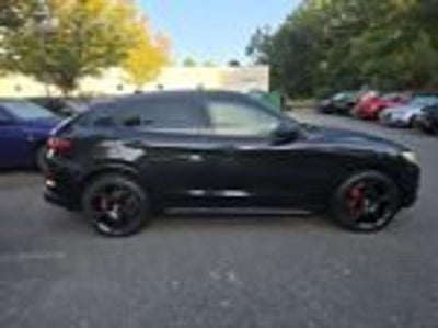 2023 Alfa Romeo Stelvio Veloce AWD