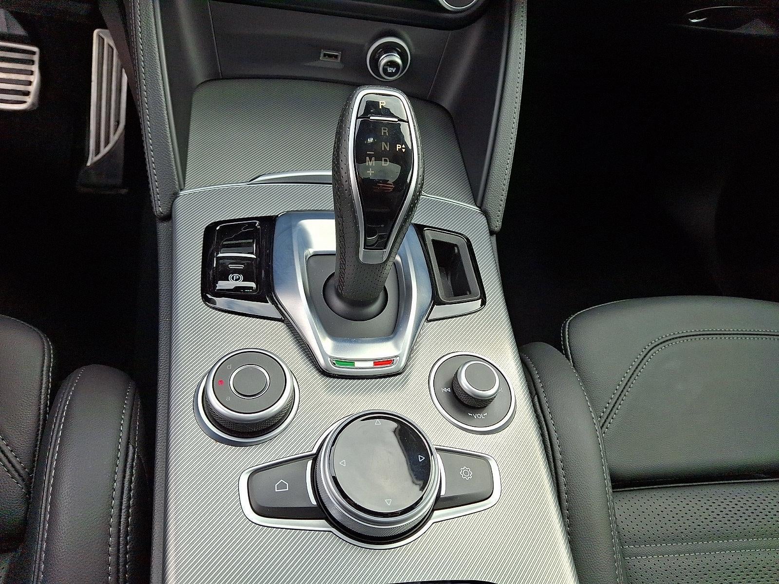 2024 Alfa Romeo Stelvio Veloce AWD