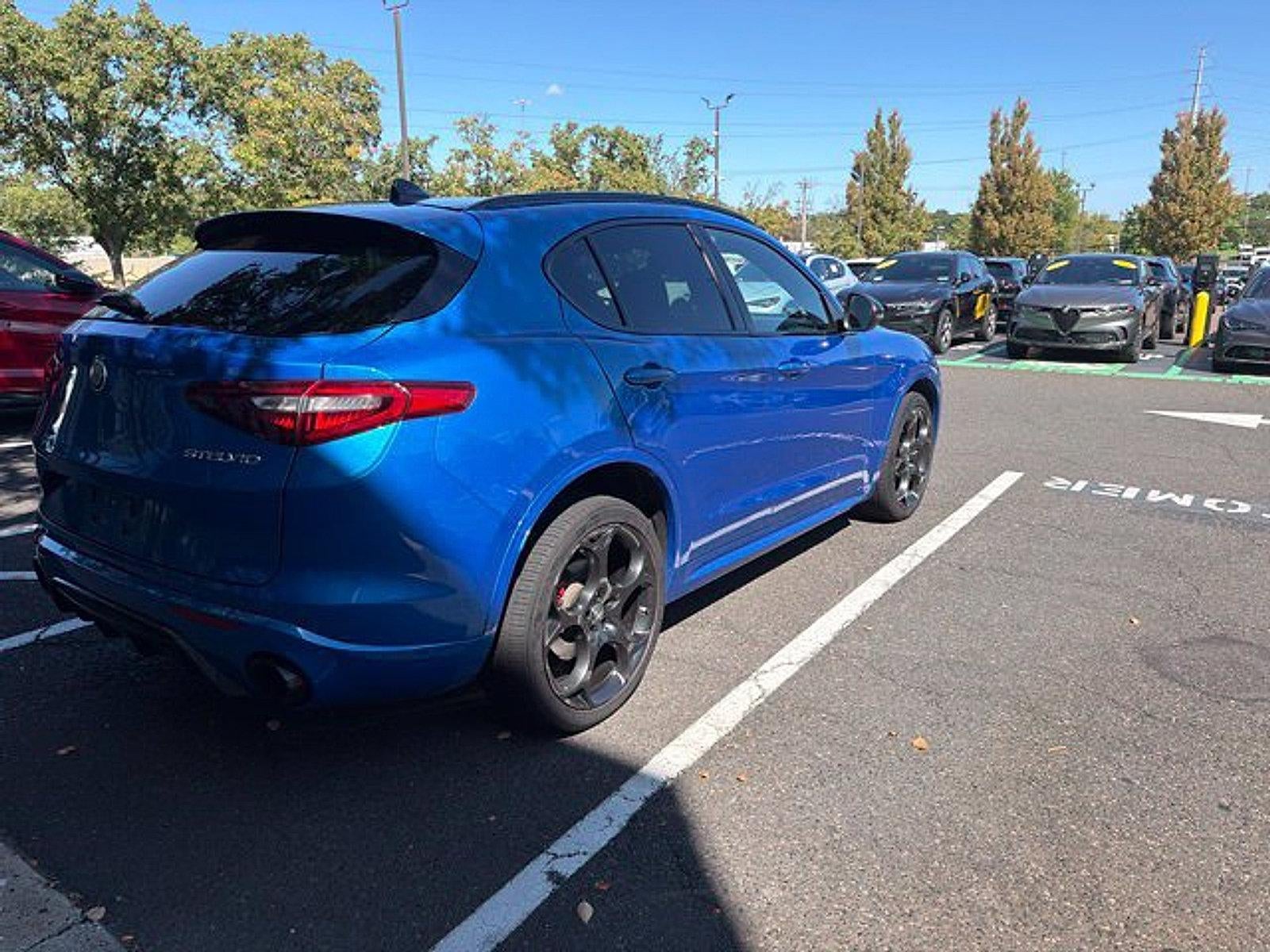 2023 Alfa Romeo Stelvio Veloce AWD