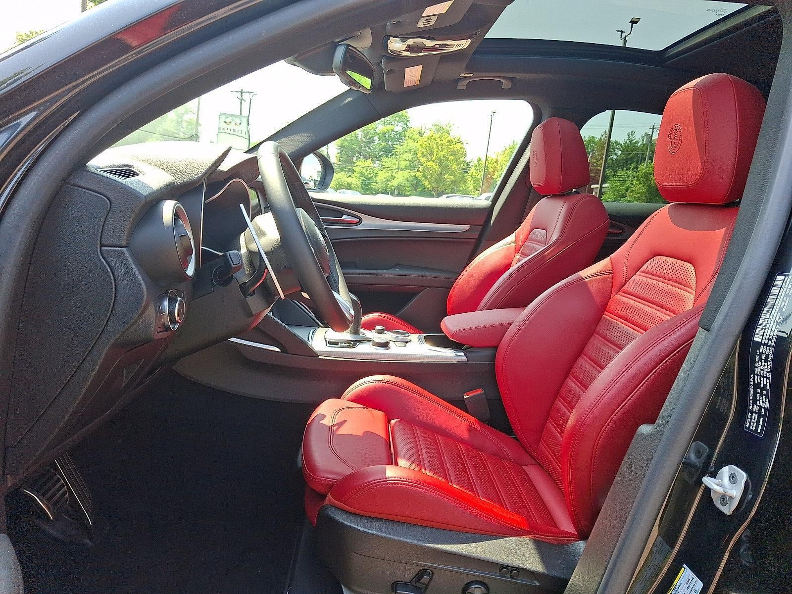 2023 Alfa Romeo Stelvio Veloce AWD