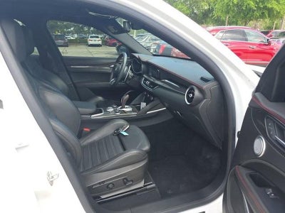 2023 Alfa Romeo Stelvio Estrema AWD