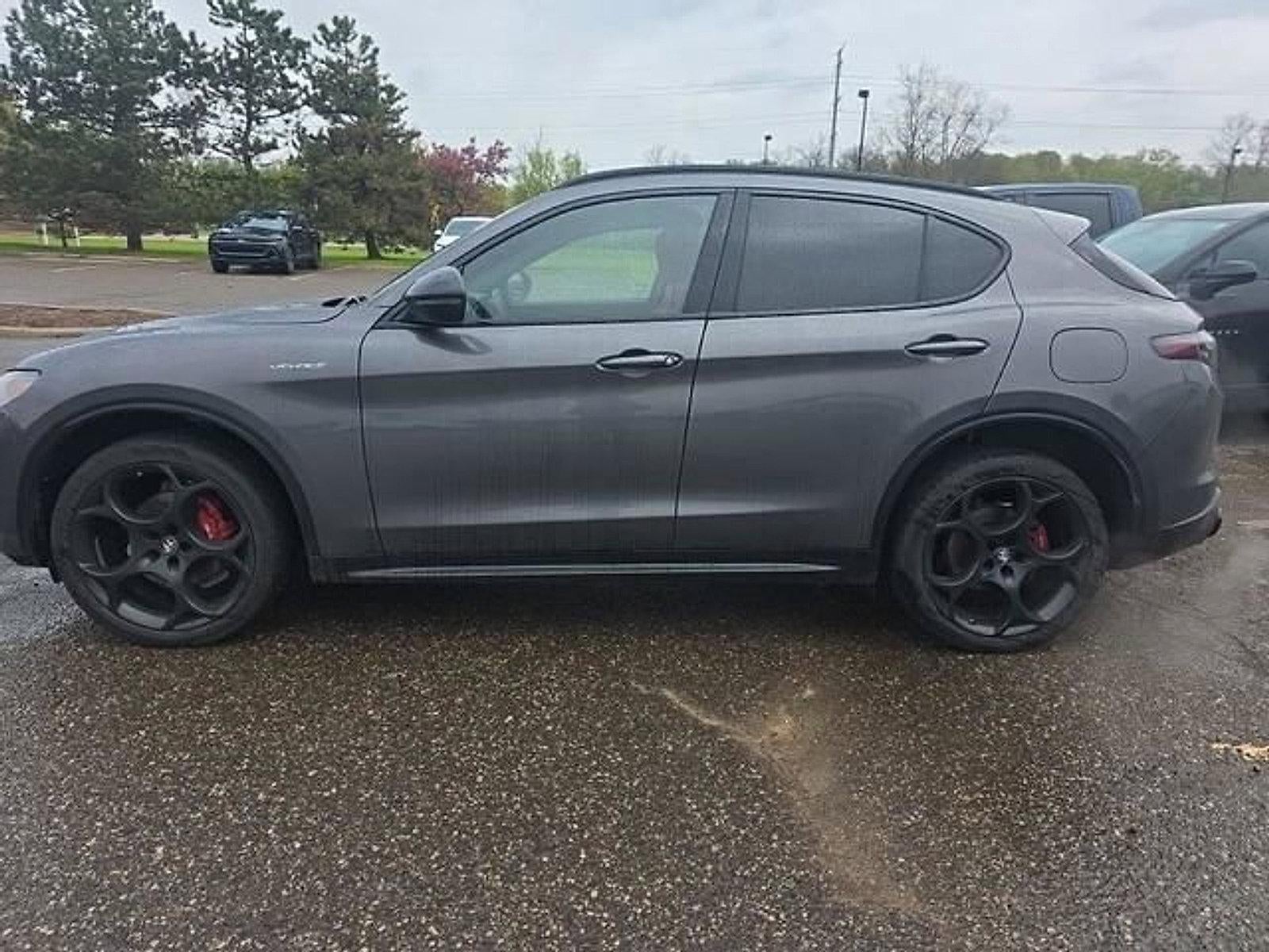 2024 Alfa Romeo Stelvio Veloce AWD