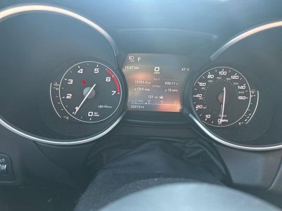 2023 Alfa Romeo Stelvio Veloce AWD