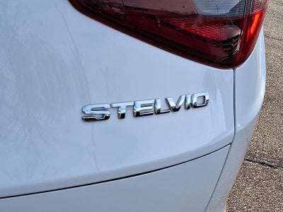 2023 Alfa Romeo Stelvio Veloce AWD