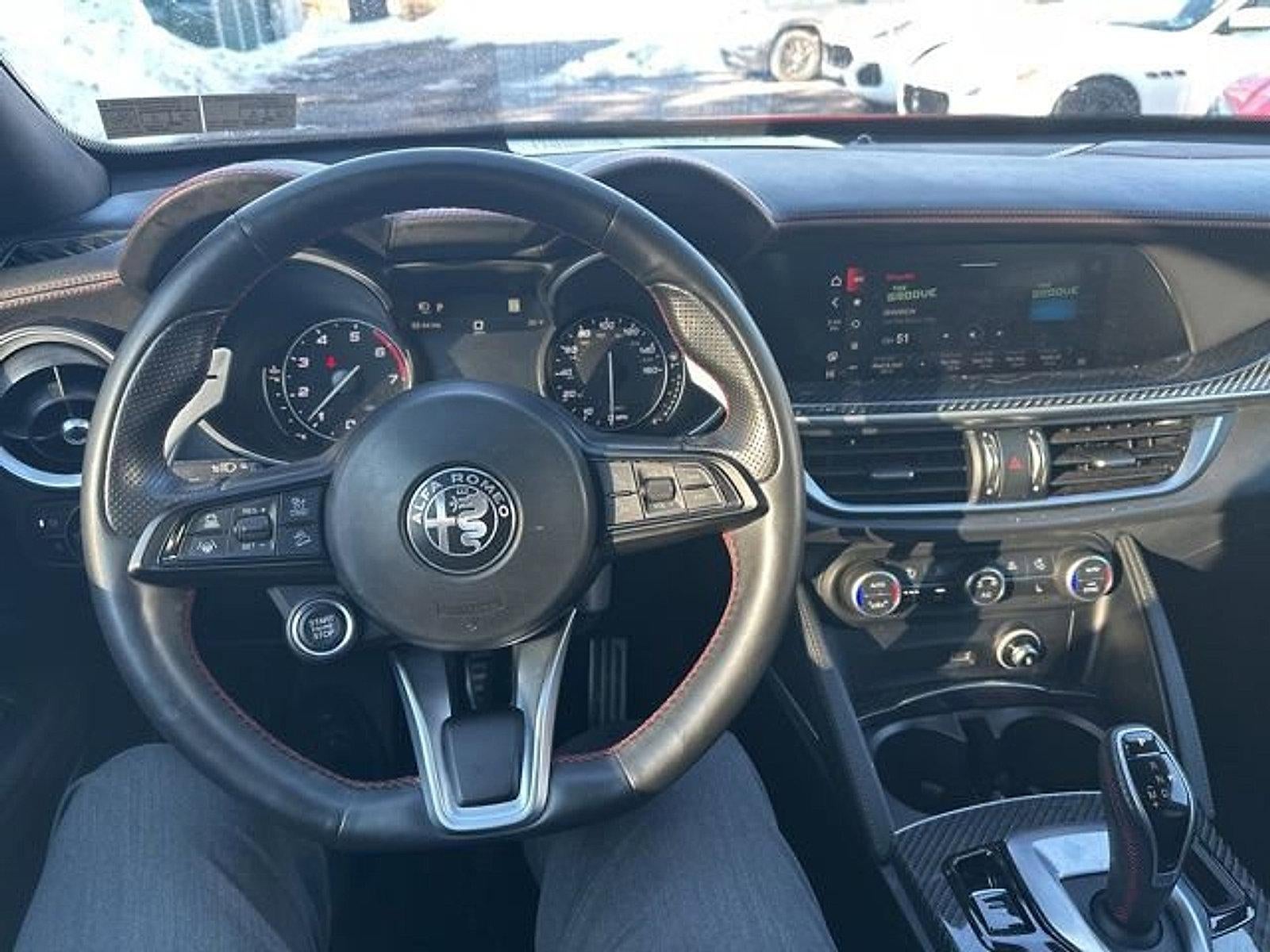 2023 Alfa Romeo Stelvio Estrema AWD