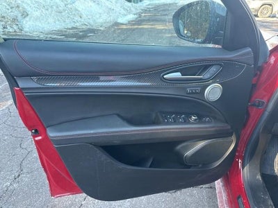 2023 Alfa Romeo Stelvio Estrema AWD