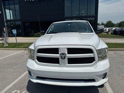 2015 RAM 1500 4WD Crew Cab 5.7 Ft Box Express