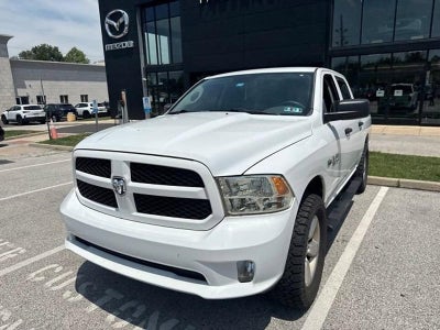 2015 RAM 1500 4WD Crew Cab 5.7 Ft Box Express