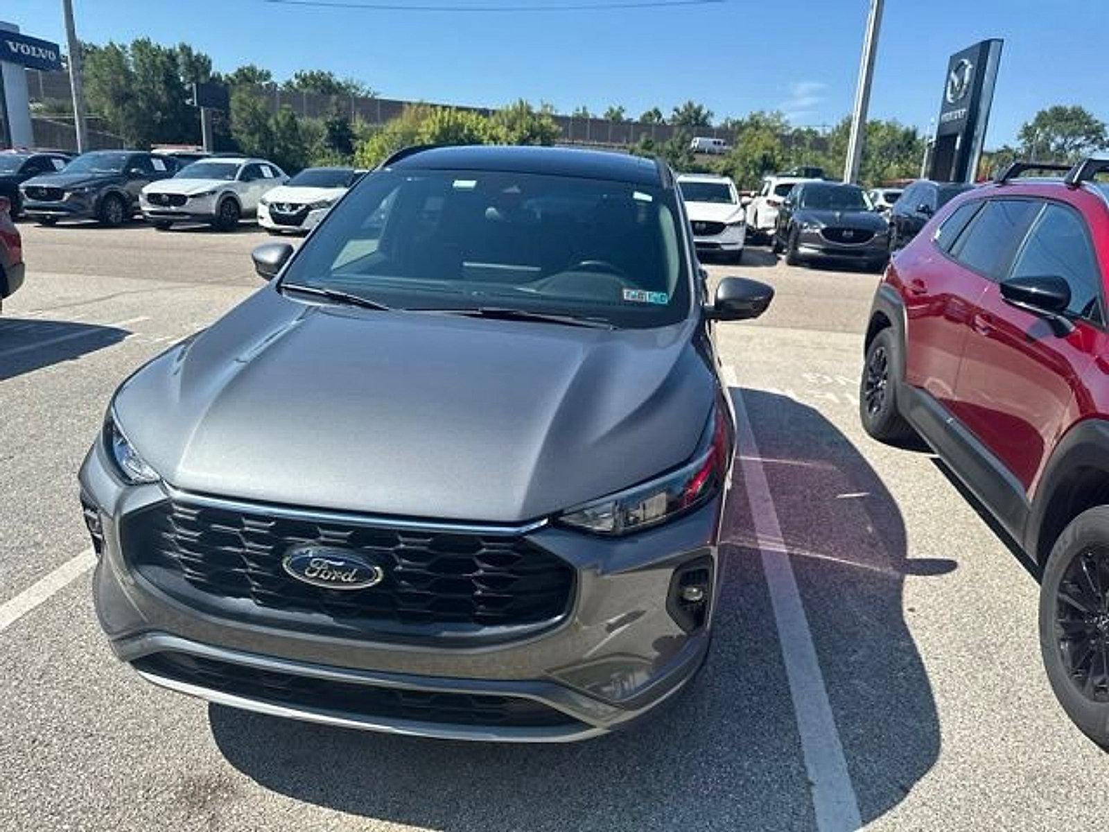 2023 Ford Escape ST-Line Select AWD