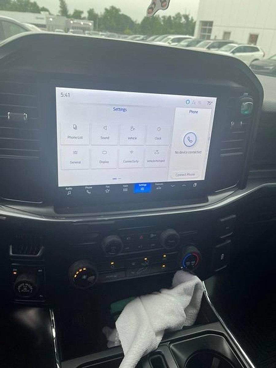 2025 Ford F-150 STX 4WD SuperCrew 5.5' Box