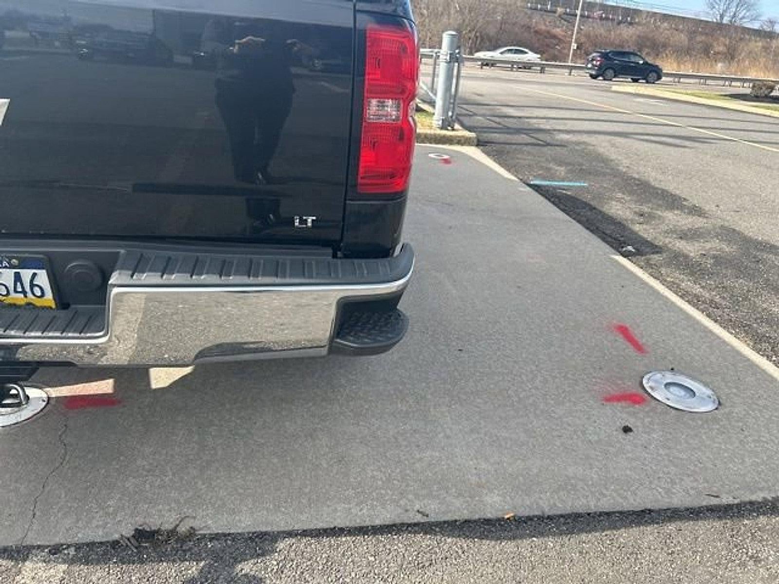 2018 Chevrolet Silverado 1500 Double Cab Standard Box 4-Wheel Drive LT