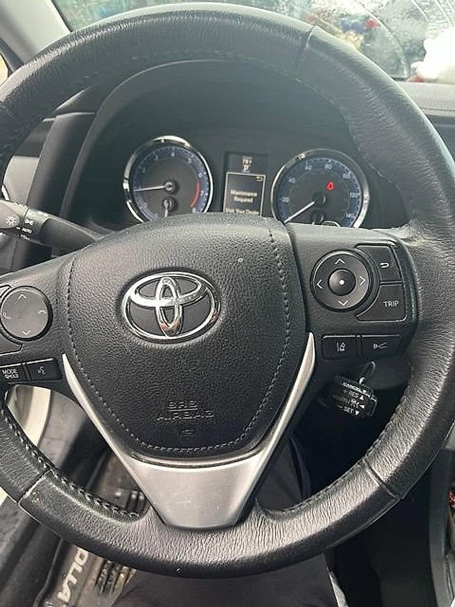 2018 Toyota Corolla SE CVT (Natl)