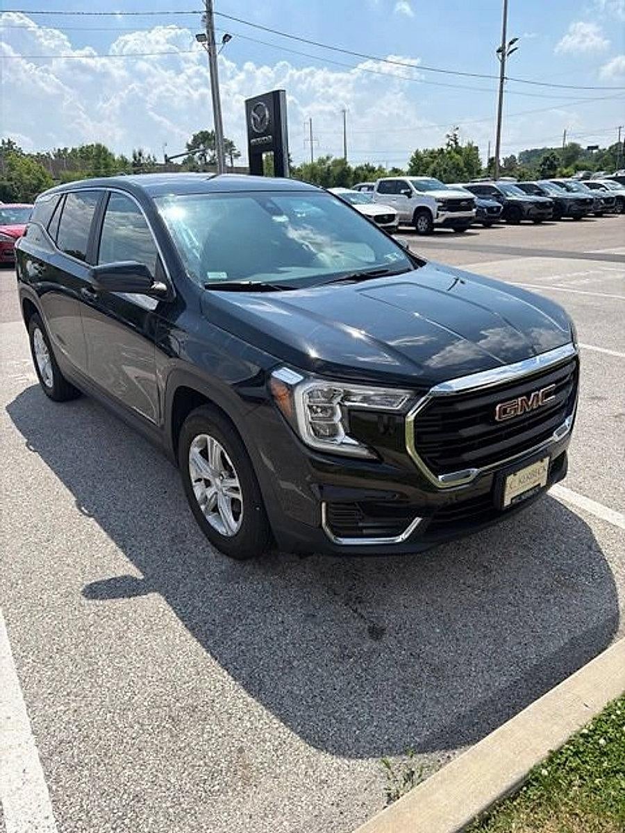 2023 GMC Terrain FWD 4dr SLE