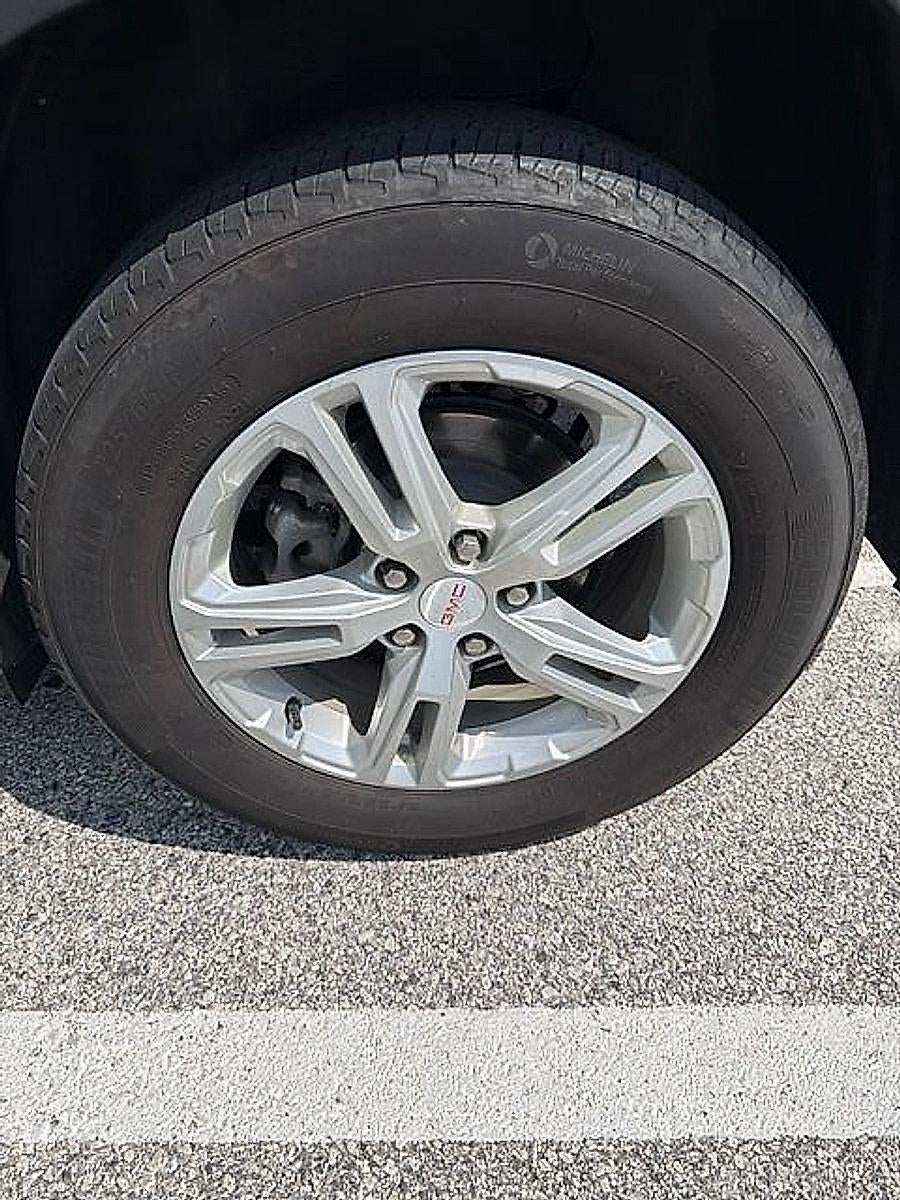 2023 GMC Terrain FWD 4dr SLE