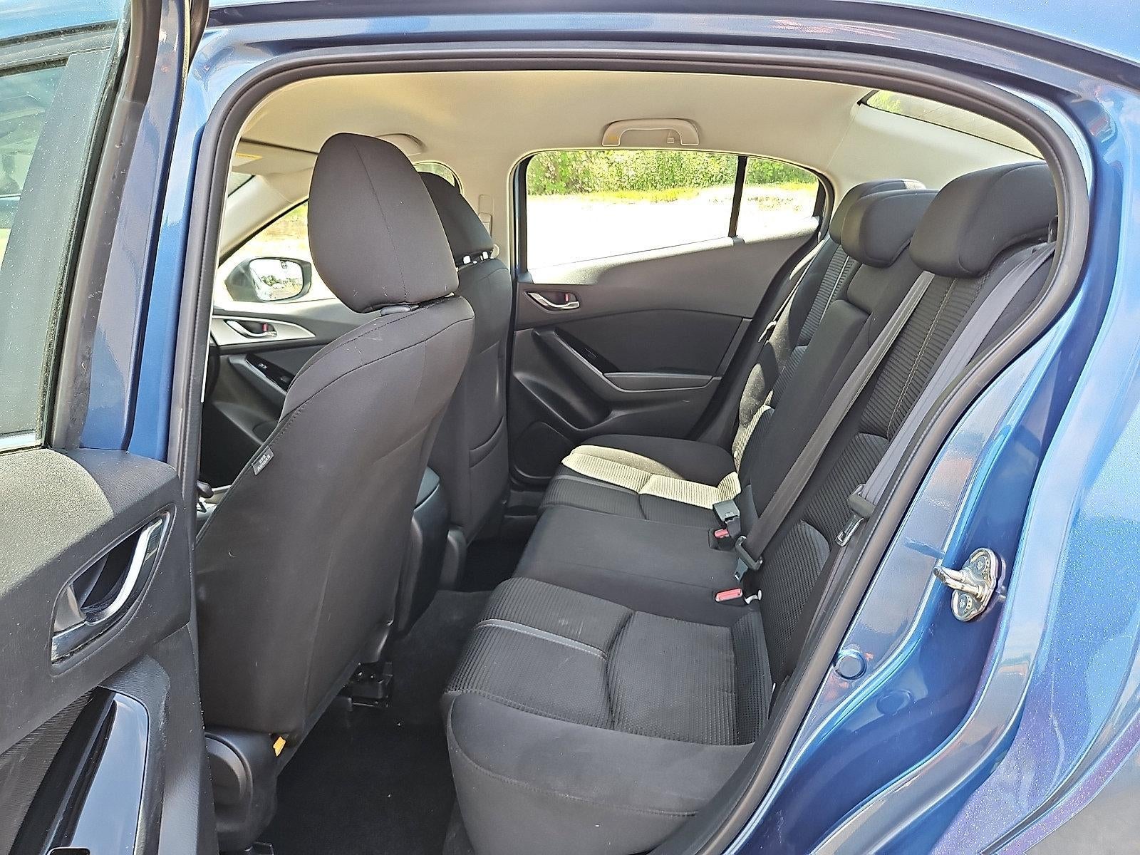 2017 Mazda Mazda3 4-Door Sport Auto