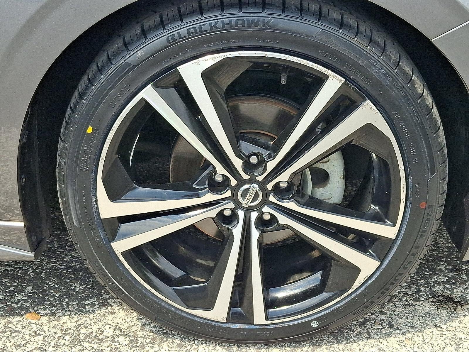 2023 Nissan Sentra SR CVT