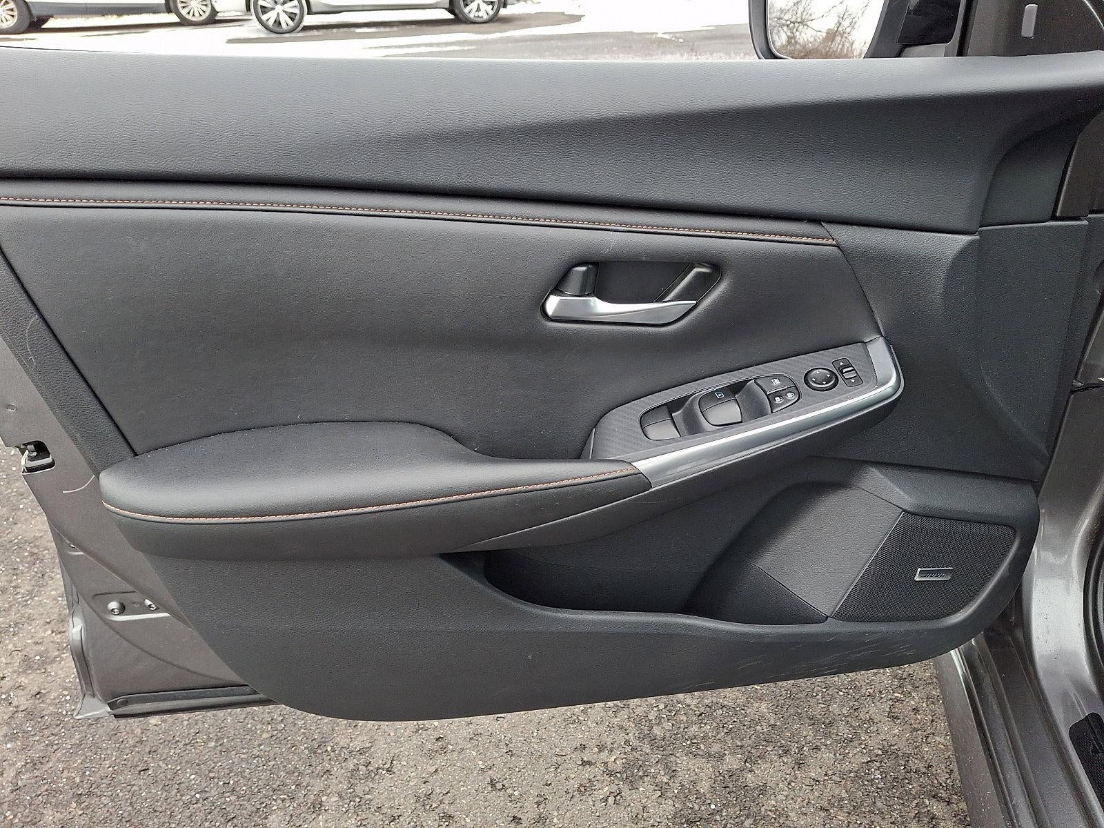 2023 Nissan Sentra SR CVT