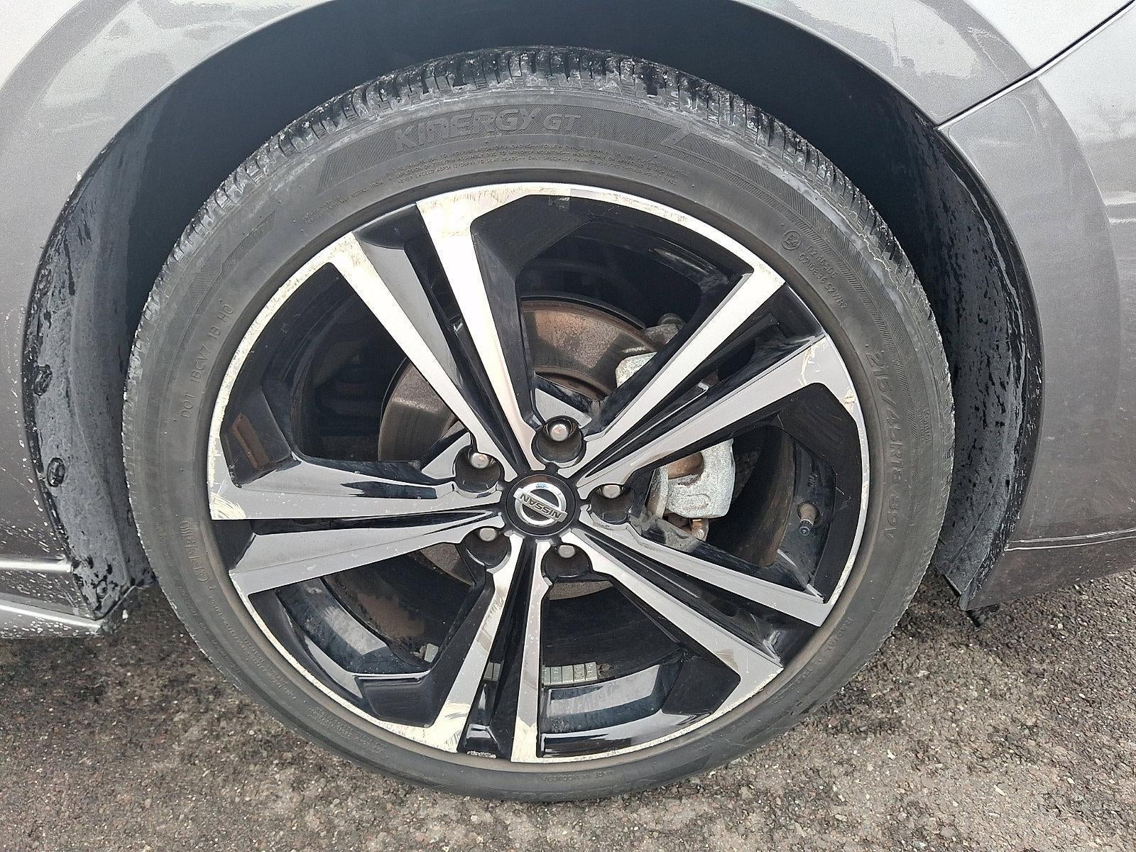 2023 Nissan Sentra SR CVT