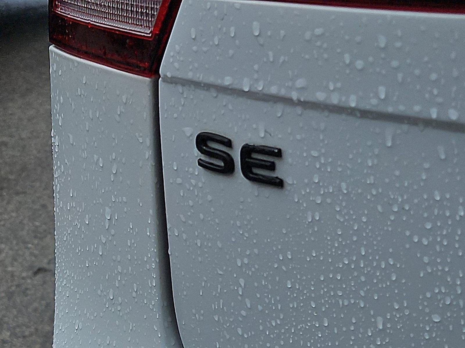 2022 Volkswagen Tiguan 2.0T SE FWD